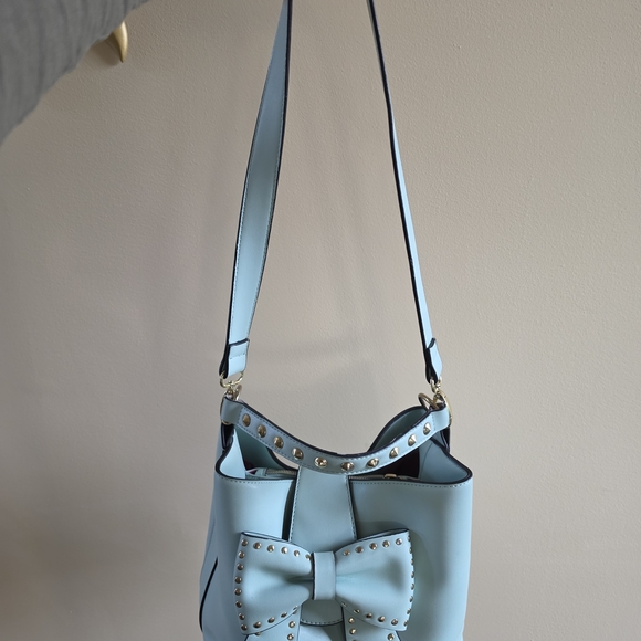 Betsey Johnson Mint Green Bow Studded Bucket Shoulder Bag - Picture 2 of 8